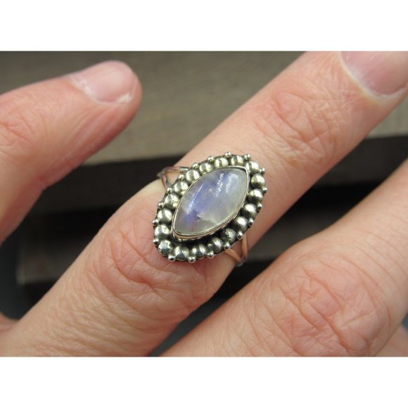 Size 5 Sterling Silver Marquise Shape Moonstone Band Ring - Picture 2 of 7